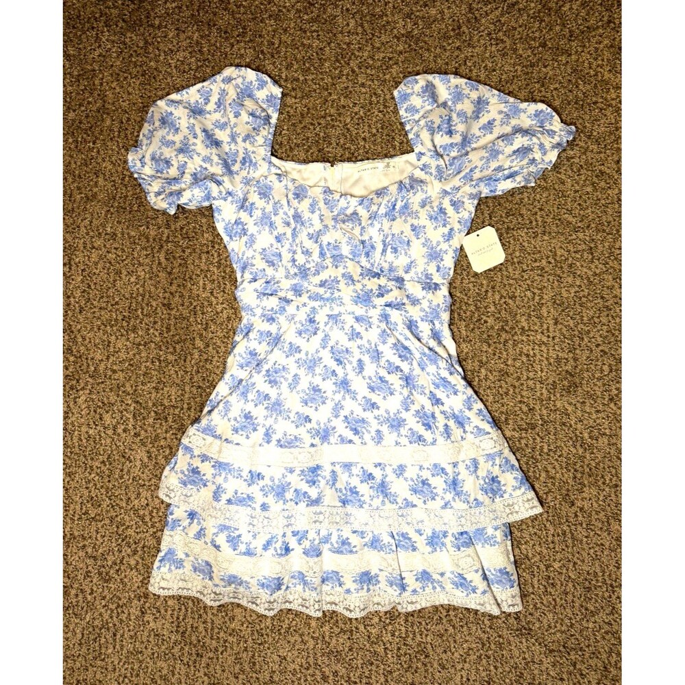 Altar'd State NWT Ruched Bodice Tiered Ruffle Skirt and Lace Panels Dress